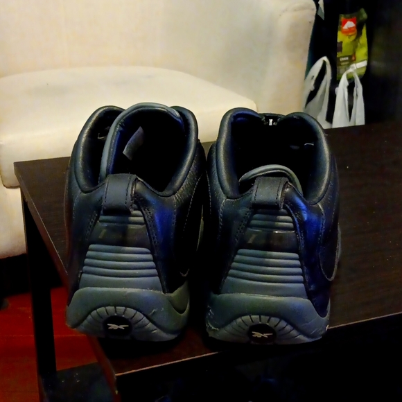 Reebok Allen Iverson Answer 4 Black Grey & Red Mens SZ 11 - Picture 4 of 8